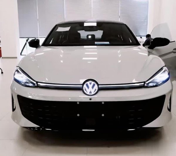 配资炒股就找配资 新款大众凌渡LGTS现身，造型酷炫还搭高尔夫GTI同款2.0T发动机